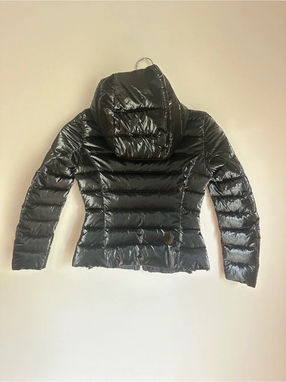 NEW Molly Bracken Girls Short Iridescent Down Jacket Black Size 8 Zipper Pockets